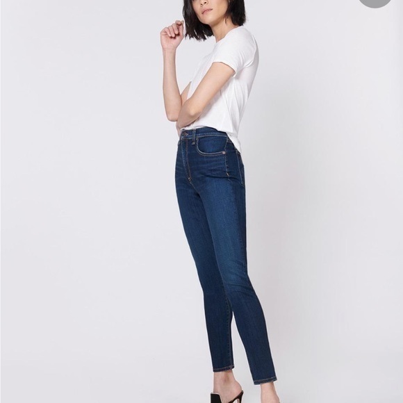 Veronica Beard Kate 10” Skinny Jeans In Vintage With Fray